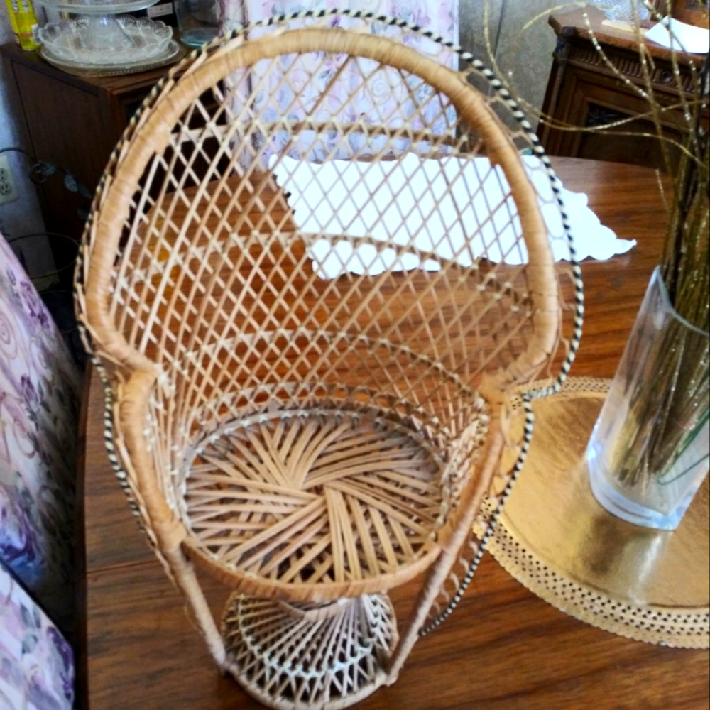 Vintage Wicker Doll/Plant Chait